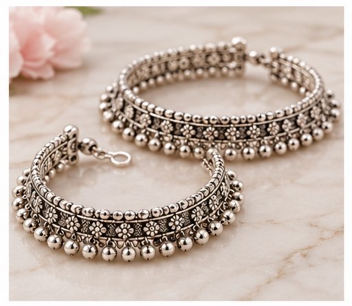 Silver anklet pair